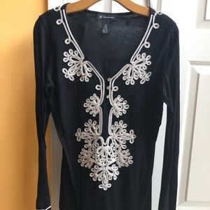 Embroidered long sleeve blouse